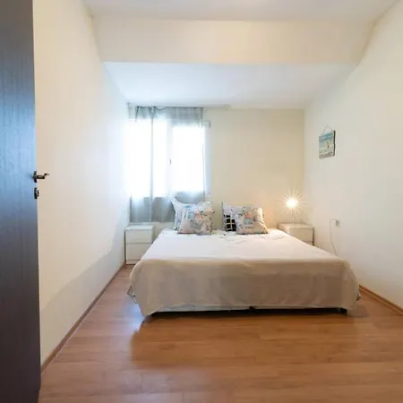 Apartment Bright & Modern Apartment In The Heart Of Sofia *