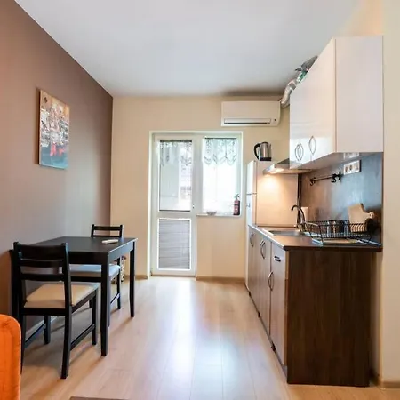 Bright & Modern Apartment In The Heart Of Sofia