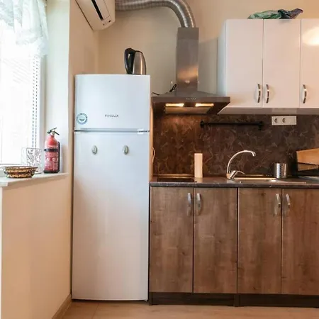 Bright & Modern Apartment In The Heart Of Sofia Apartmán